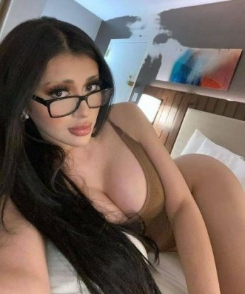 Умелые руки и сексуальное тело готовы утопить тебя в безумии наслаждения. Я помогу расслабиться, забыть о повседневных проблемах и окунуться в мир удовольствия и удовлетворения.
Я опытная индивидуалка, которая знает секреты и желания мужчин. Моя страсть не знает границ, и я обещаю тебе незабываемые моменты нашей интимной встречи. Ты можешь рассчитывать на полное погружение в нашу с тобой личную игру, где каждая твоя фантазия станет реальностью.
У меня в арсенале множество услуг: классический и ролевой секс, оральный и анальный, эротический массаж и многое другое. Ты сможешь испытать новые ощущения и найдешь то, чего так долго искал.
Я живу в Москве, и ты можешь легко найти меня для встречи. Доверься мне и открой для себя новые возможности в сексе. Мои услуги будут запоминающимся и полностью удовлетворят твои желания. Позвони мне и ты увидишь, как я превращу твои фантазии в реальность. ❤️ Любовь